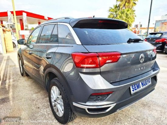 Volkswagen T-Roc 1.0 TSI Lounge  GPS Camara  de 2018 con 96.000 Km por 18.500 EUR. en Granada