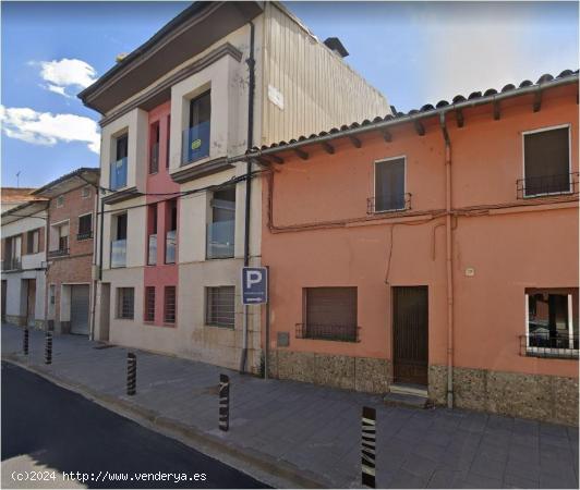 EDIFICI EN CONSTRUCCIÓ A LES MASIES DE RODA - BARCELONA