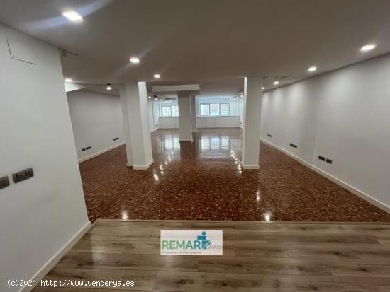 OFICINA CON POSIBILIDAD DE CAMBIO DE USO A VIVIENDA-LOFT - TARRAGONA