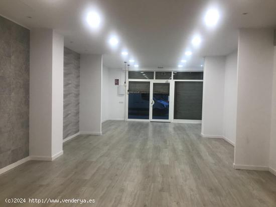  LOCAL COMERCIAL DE 70M2 -  ZONA CENTRO -  VILANOVA I LA GELTRÚ - BARCELONA 