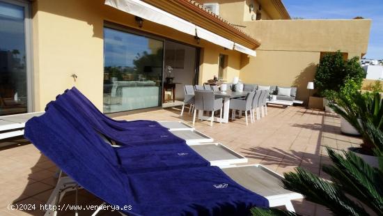 Ático Exclusivo en La Resina Golf con Espectacular Terraza y Vistas - MALAGA