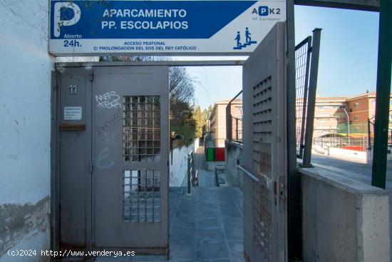 SE TRASPASA CONCESIÓN PLAZA DE PARKING EN EL CENTRO - GRANADA