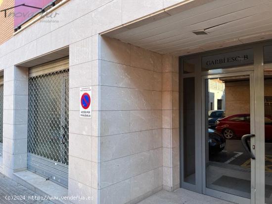 LOCAL COMERCIAL EN MONT-ROIG DEL CAMP - TARRAGONA