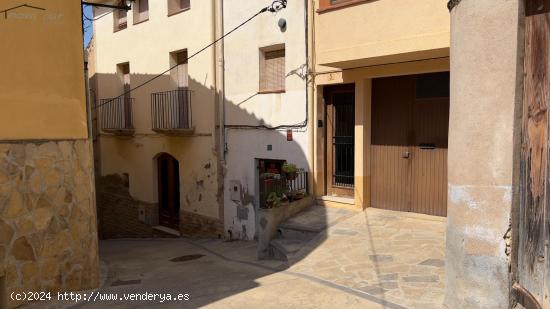  Encantadora Casa Unifamiliar en García, ¡Tu Hogar Ideal!  - TARRAGONA