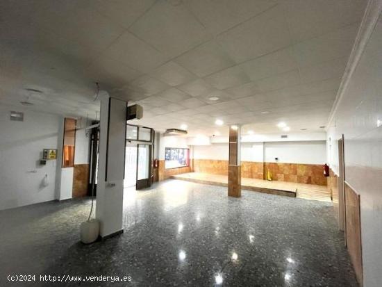 Se vende local comercial en C/ San Juan Bosco - ALMERIA