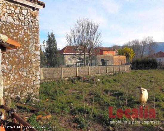 Terreno Urbano de 2118m² en Solórzano