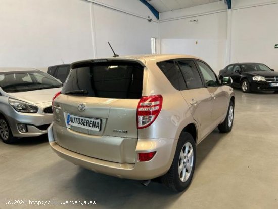 TOYOTA RAV4 en venta en Castuera (Badajoz) - Castuera