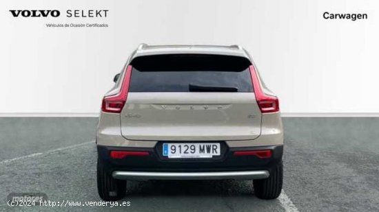 Volvo XC40 2.0 B3 CORE AUTO 5P de 2024 con 1 Km por 37.200 EUR. en Vizcaya