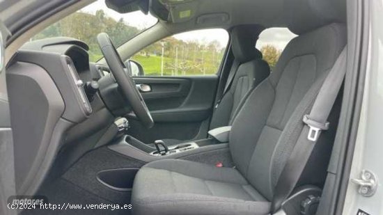 Volvo XC40 2.0 B3 ESSENTIAL AUTO 5P de 2024 con 1 Km por 34.800 EUR. en Vizcaya