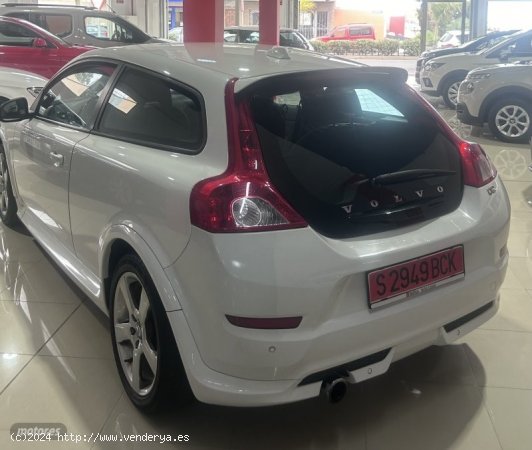 Volvo C 30 1600 115 CV de 2013 con 150.000 Km por 11.500 EUR. en Tenerife