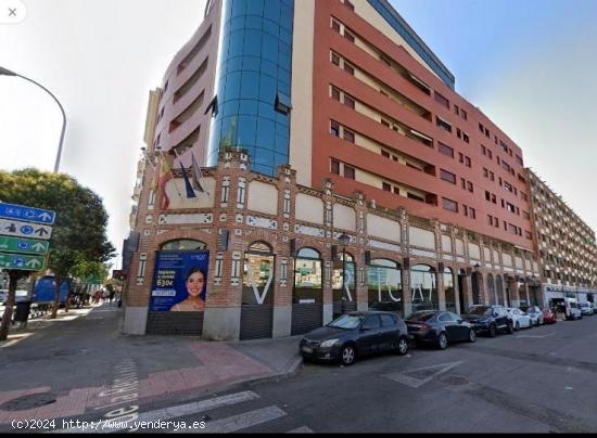 ¡Plaza de Garaje en venta en  Chamberí, Madrid! ¡Ubicación Ideal y Espaciosa! - MADRID