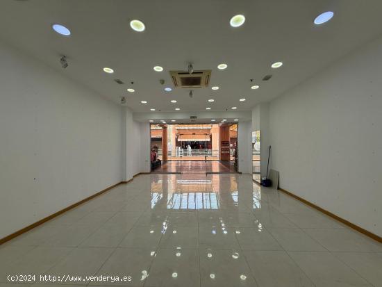 Local Comercial en Meloneras con plaza de aparcamiento - LAS PALMAS