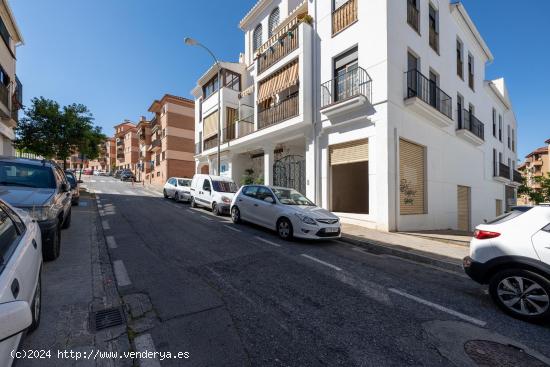  LOCAL COMERCIAL - CERRO DE LOS MACHOS. - GRANADA 