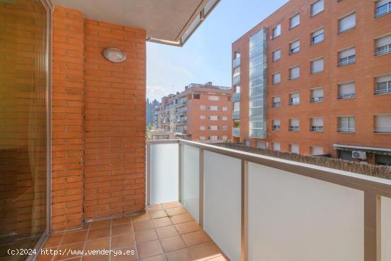  PISO EN VENTA EN MANRESA CON PLAZA DE PK INCLUIDA - BARCELONA 