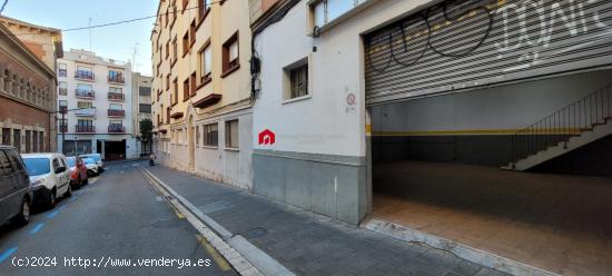 Local de 100 m2 en el centro. - TARRAGONA