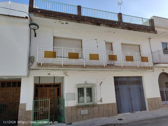  VENTA DE CASA EN BAZA (GRANADA) - GRANADA 