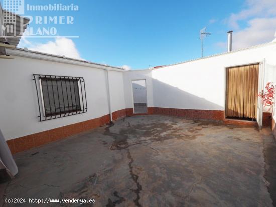 ¡¡OPORTUNIDAD DE COMPRA EN TOMELLOSO!! *PARA ENTRAR A VIVIR* Casa de planta baja, con 191m2, 67.00