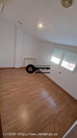 INMOBILIARIA TEJARES VENDE ATICO DUPLEX ZONA CARREFOUR - ALBACETE