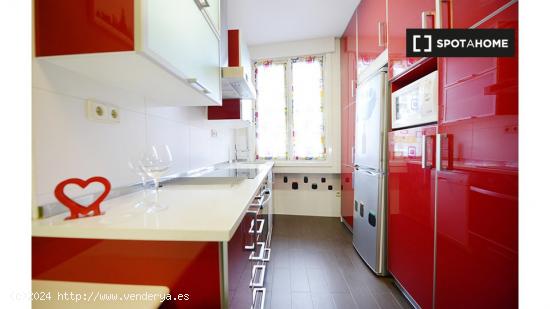 Pintoresca habitación en piso compartido en Rekalde, Bilbao - VIZCAYA