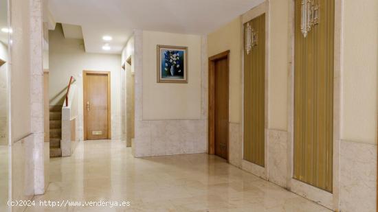 PISO EN VENTA: AMPLITUD, COMODIDAD Y UBICACIÓN PRIVILEGIADA - ZARAGOZA