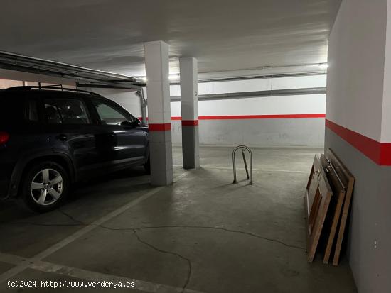 CASABANCO VENDE  PLAZAS DE PARKING EN ZONA  BODEGONES. - BADAJOZ