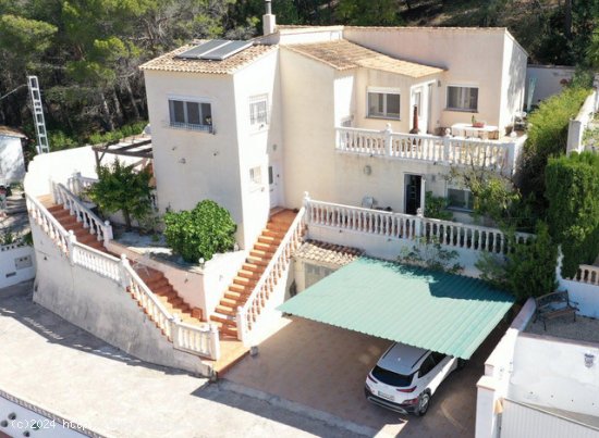  Villa en venta en Adsubia (Alicante) 