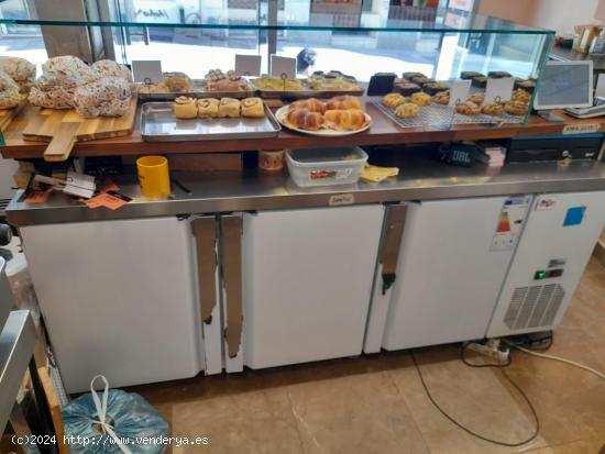 TRASPASO DE PASTELERIA CAFETERIA EN EL CENTRO HISTORICO DE MALAGA - MALAGA