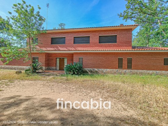 Unifamiliar aislada en venta  en Can Carbonell - Girona