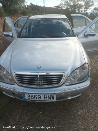  Mercedes 320 S CDi de 2000 con 231.000 Km por 1.800 EUR. en Malaga 