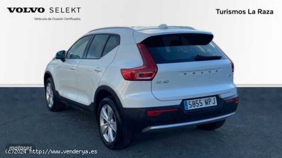 Volvo XC40 TODOTERRENO 2.0 B3 CORE AUTOMATICO 163CV 5P de 2024 con 22.592 Km por 33.300 EUR. en Sevi