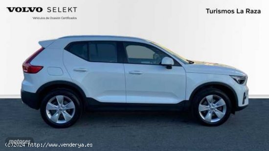 Volvo XC40 TODOTERRENO 2.0 B3 CORE AUTOMATICO 163CV 5P de 2024 con 22.592 Km por 33.300 EUR. en Sevi