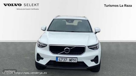 Volvo XC40 TODOTERRENO 1.5 T2 CORE AUTOMATICO 129CV 5P de 2024 con 27.377 Km por 32.300 EUR. en Sevi