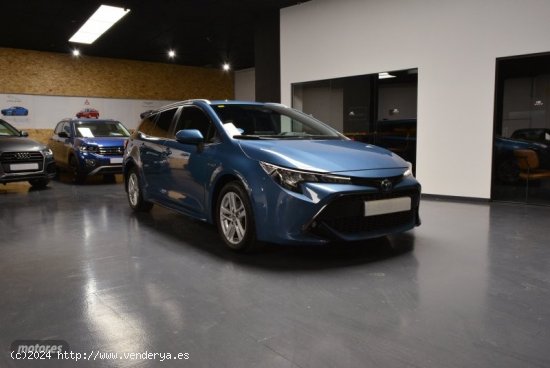 Toyota Corolla Touring Sports 125H Active Tech E-CVT 122 CV de 2020 con 152.000 Km por 16.900 EUR. e