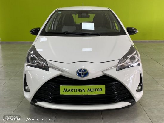 Toyota Yaris 1.5 100H Active de 2019 con 43.000 Km por 17.300 EUR. en Malaga