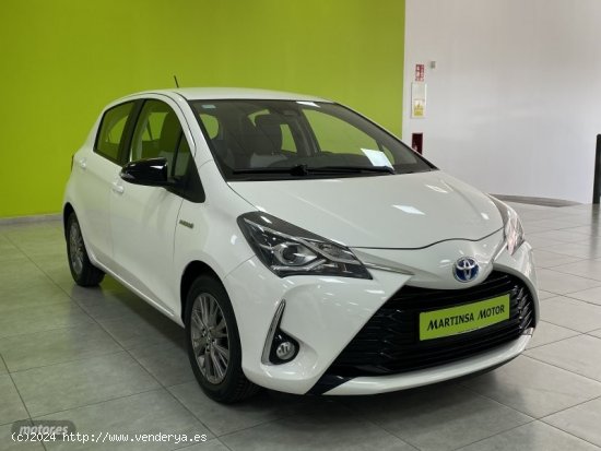 Toyota Yaris 1.5 100H Active de 2019 con 43.000 Km por 17.300 EUR. en Malaga