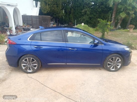 Hyundai Ioniq Style 1.6 hibrido 141cv de 2019 con 62.000 Km por 19.000 EUR. en Baleares