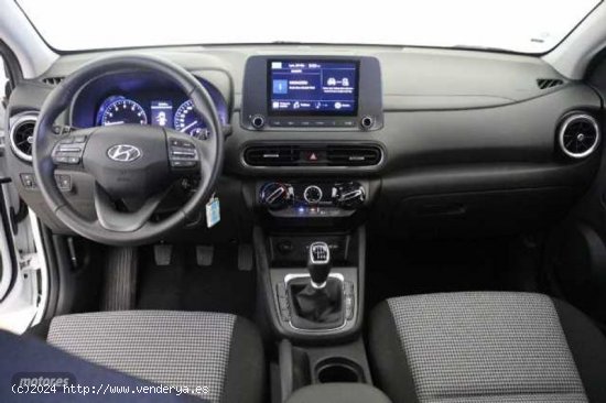 Hyundai Kona 1.0 TGDI Klass 4x2 de 2023 con 14.789 Km por 18.900 EUR. en Zaragoza