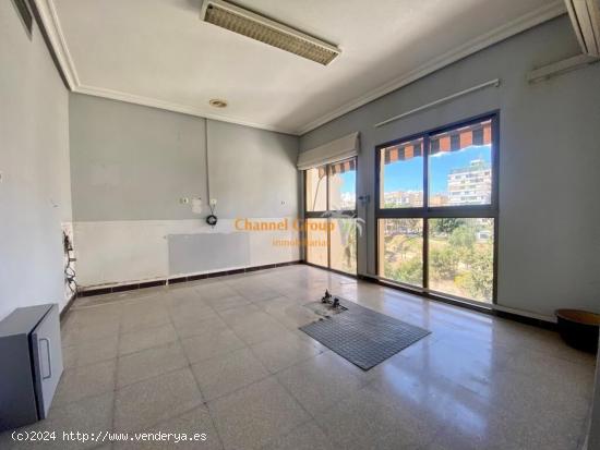 SE VENDE ANTIGUA CLÍNICA DENTAL DE 170 MTS CON VISTAS AL RIO EN ELCHE! - ALICANTE