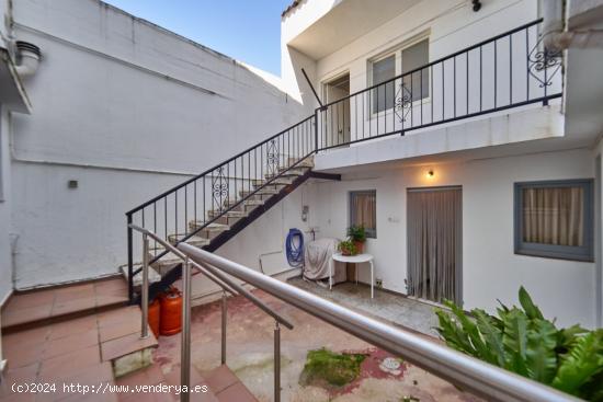  CASA CON DOS VIVIENDAS EN EL CORAZON DE CALAFELL PUEBLO - TARRAGONA 