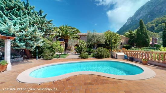 Casa señorial con piscina y  rodeada de vegetación en Valldemossa, Mallorca - BALEARES