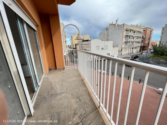 ESTUDIO- LOFT,  EDIFICIO REHABILITADO TOTALMENTE, OBRA NUEVA  A ESTRENAR. - VALENCIA