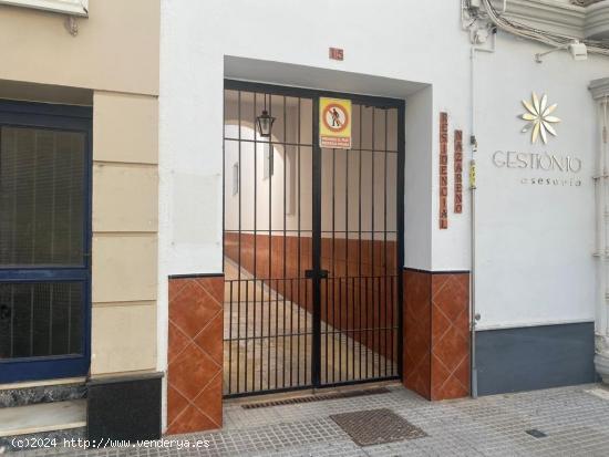 Plaza de garaje en pleno centro de Chiclana - CADIZ