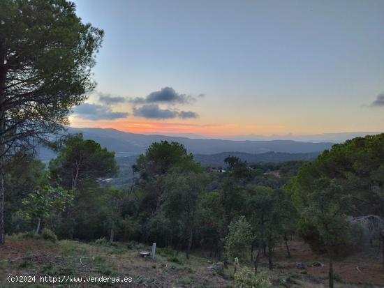 Gran terreno espectacular, a 5 minutos del centro de Mataró - BARCELONA