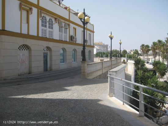 Oportunidad para montar tu negocio - CADIZ