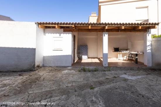  ¡Oportunidad en Mojados! Casa de pueblo para reformar con muchas posibilidades. - VALLADOLID 