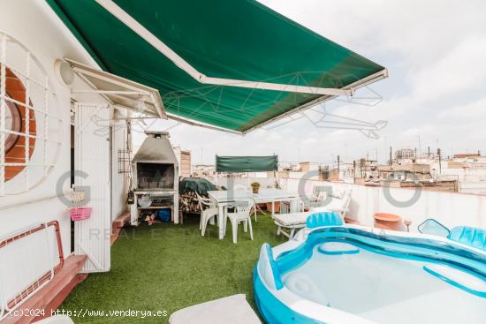 ATICO A LA VENTA CON TERRAZA PRIVATIVA EN AV GRAN VIA MARQUES DEL TURIA - VALENCIA