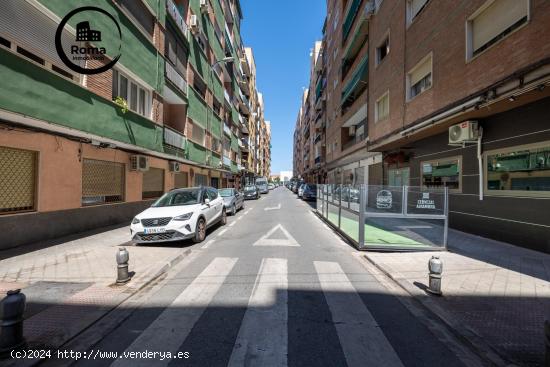 !!Plaza de garaje junto Plaza de Toros!! - GRANADA