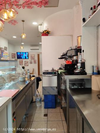 Se traspasa Cafeteria Pasteleria en Fuengirola - MALAGA