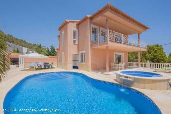  Villa en venta en Calpe (Alicante) 