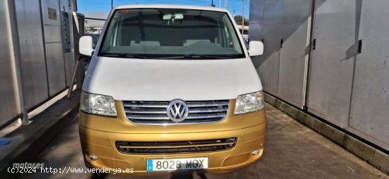 Volkswagen Caravelle Premium Corta 2.0 TDI 150kW BMT DSG 4MO de 2009 con 250.000 Km por 8.500 EUR. e